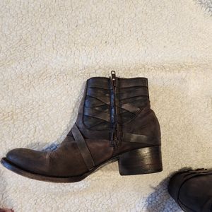 Freebird Booties in Style Sammi in size 8